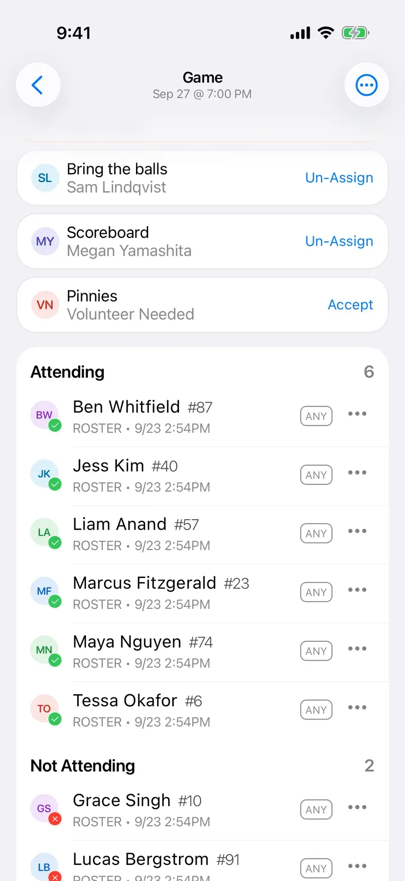 BenchApp game screen showing who is in, out, and yet to reply